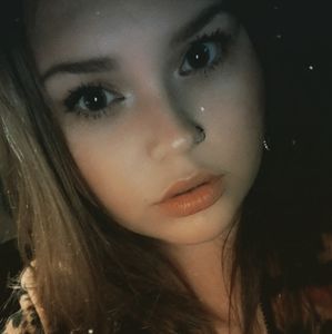 Meet your Posher, Lillian